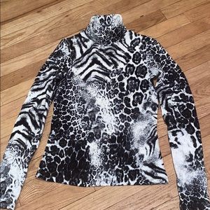 Turtle neck stretch lightsweater knit pull on top